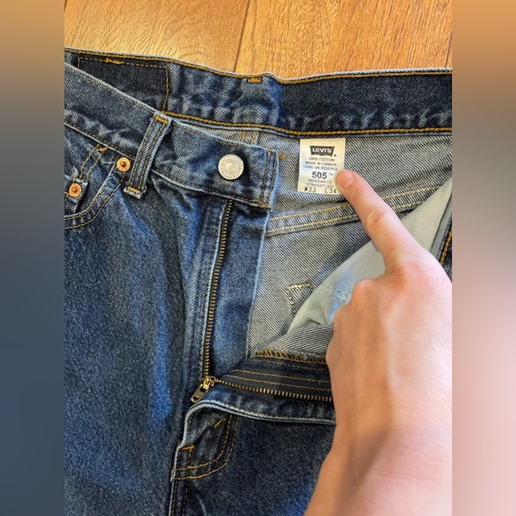 Vintage Levi’s 505 Denim Jeans 32”x33-1/2” long - Picture 3 of 9